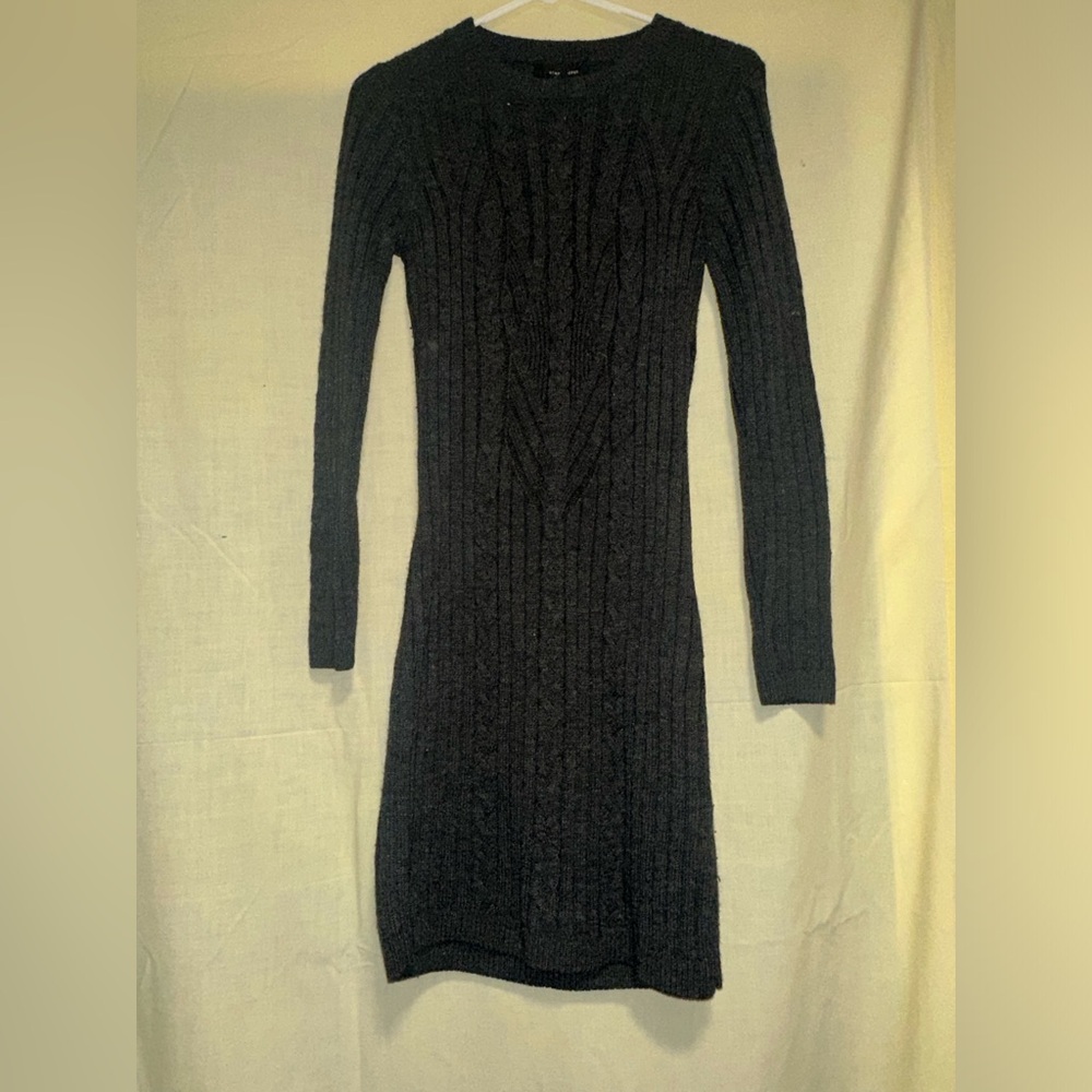 Long black rib knitted dress